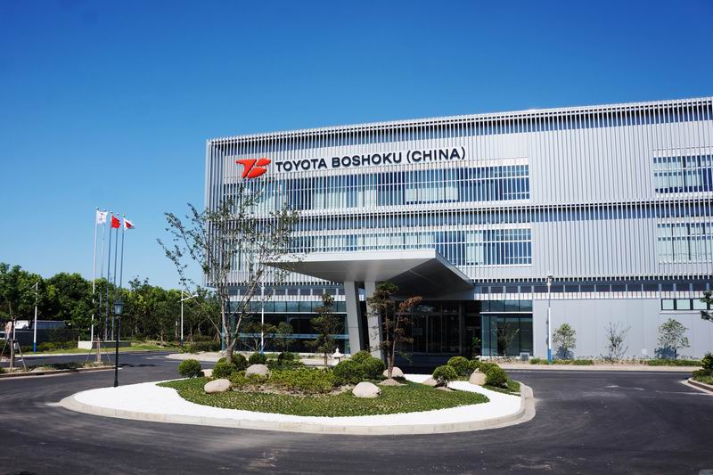 1675932174135522.jpg 201511040343062article.jpg